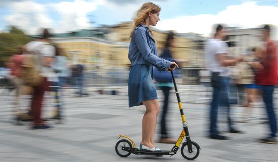 Kick scooter routes opened in Moscow's historic center