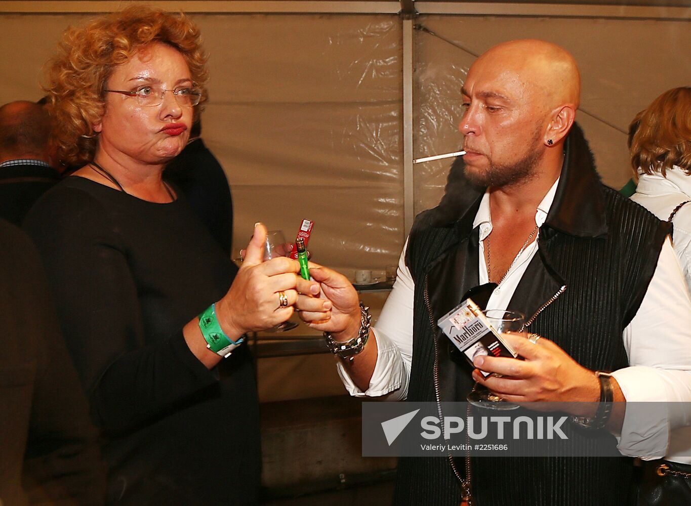 Party marks 2013 New Wave music contest opening
