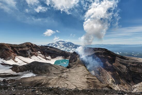 Volcano Gorely on Kamchatka