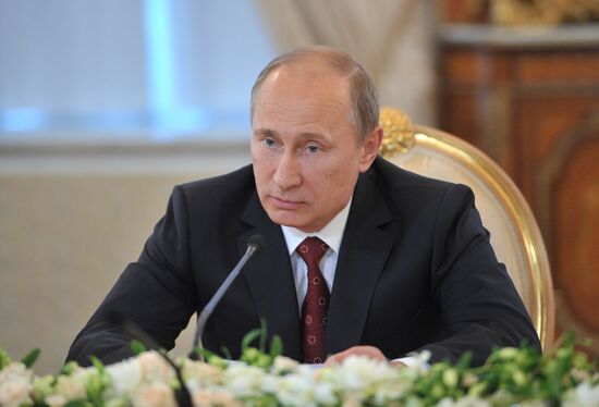Vladimir Putin meets with top Orthodox Church clergy