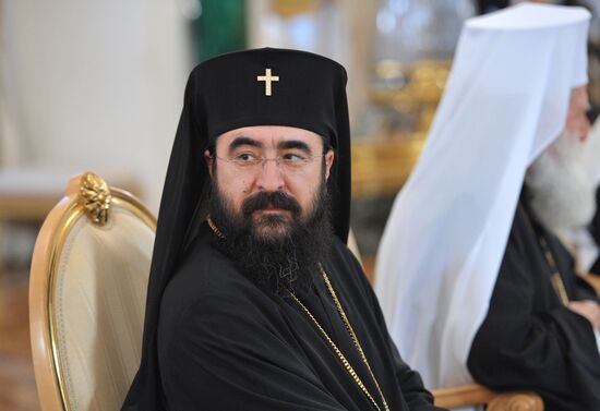Vladimir Putin meets with top Orthodox Church clergy