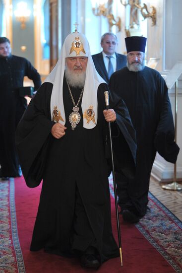 Vladimir Putin meets with top Orthodox Church clergy