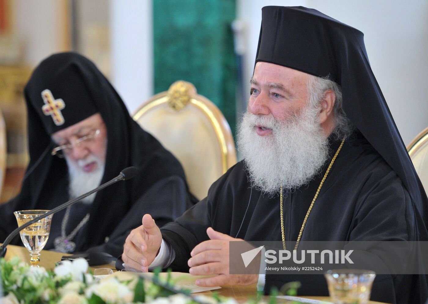 Vladimir Putin meets with top Orthodox Church clergy