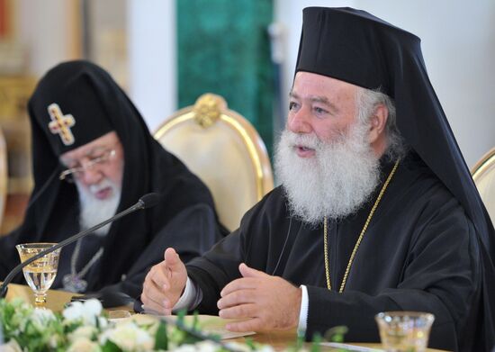 Vladimir Putin meets with top Orthodox Church clergy