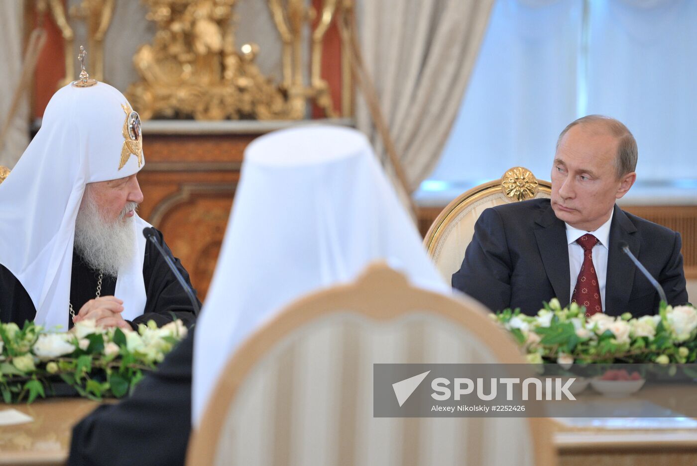 Vladimir Putin meets with top Orthodox Church clergy