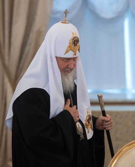 Vladimir Putin meets with top Orthodox Church clergy