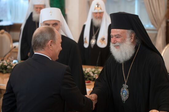 Vladimir Putin meets with top Orthodox Church clergy
