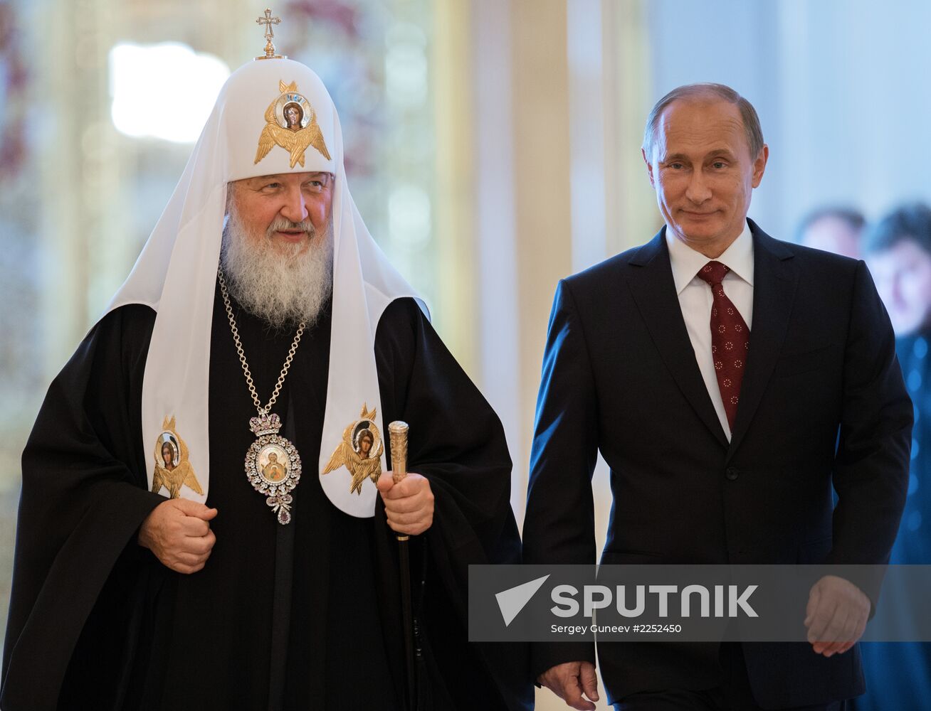 Vladimir Putin meets with top Orthodox Church clergy