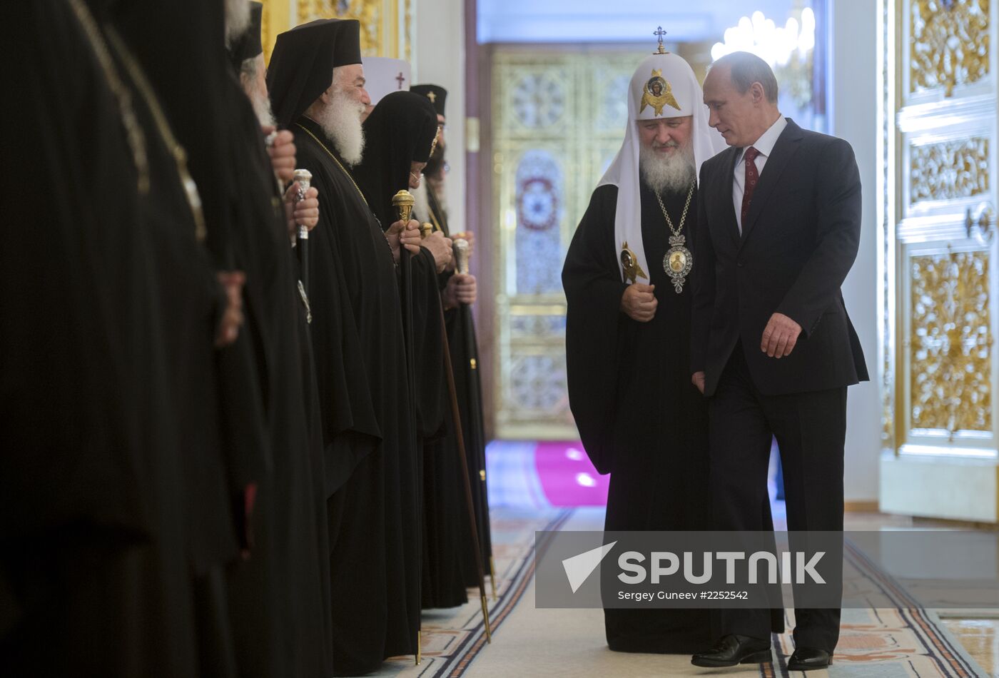 Vladimir Putin meets with top Orthodox Church clergy