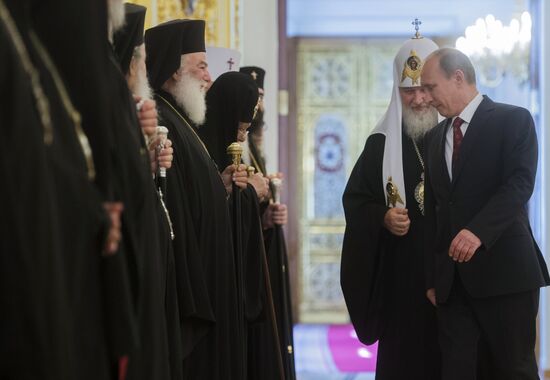 Vladimir Putin meets with top Orthodox Church clergy