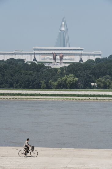 World cities. Pyongyang