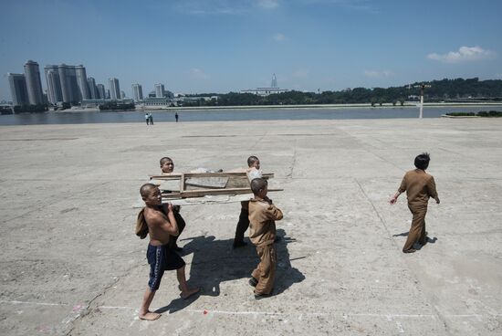 World cities. Pyongyang