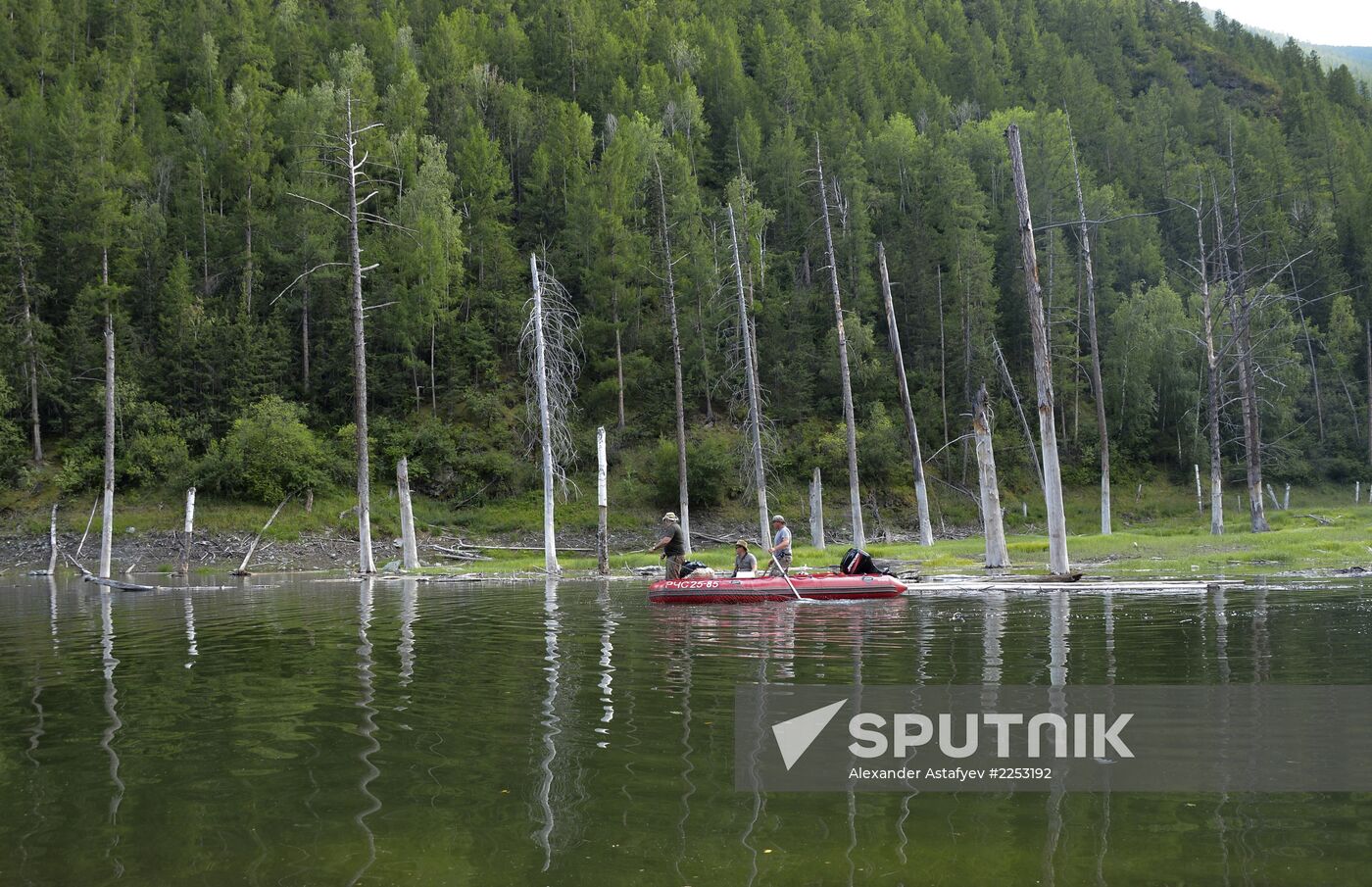 Vladimir Putin and Dmitry Medvedev on holiday
