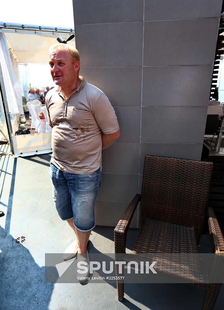 Lunch for friends of lawyer and restaurateur Alexander Rappoport