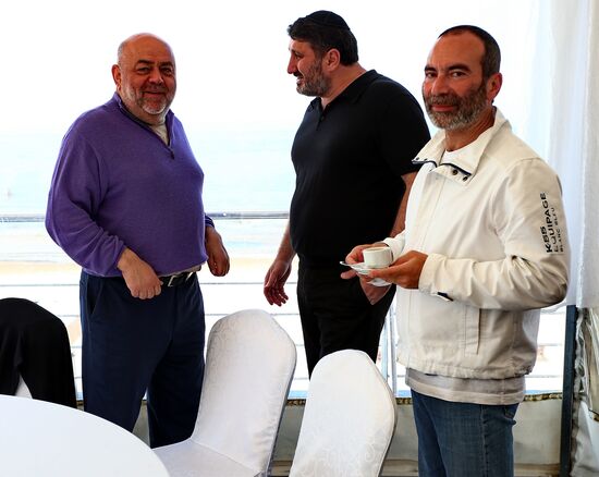 Lunch for friends of lawyer and restaurateur Alexander Rappoport