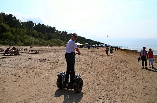 Lunch for friends of lawyer and restaurateur Alexander Rappoport