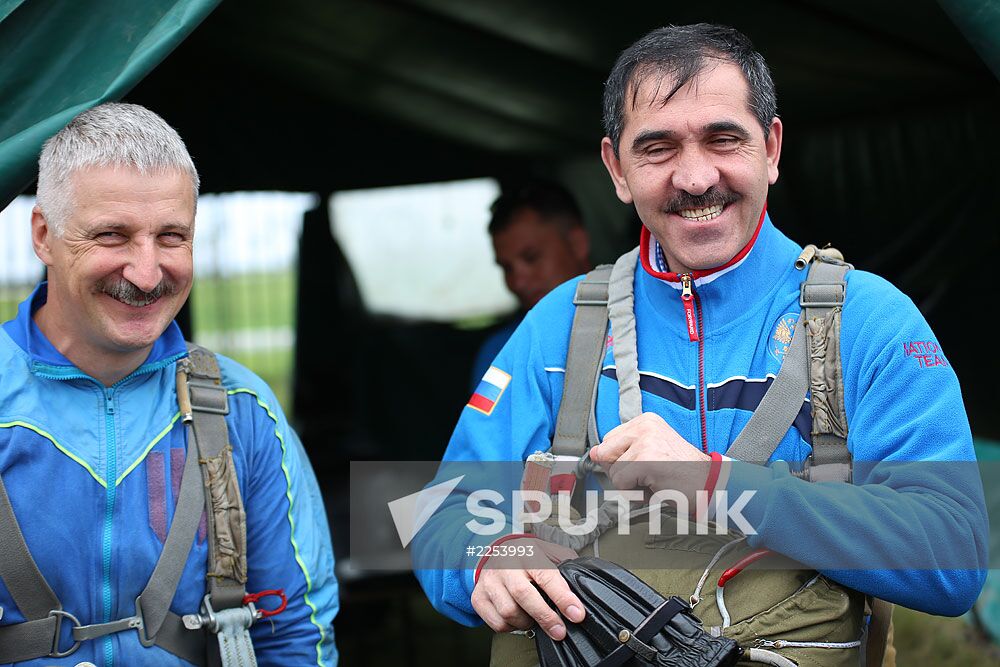 Yunus-Bek Yevkurov hospitalized after failed parachute jump