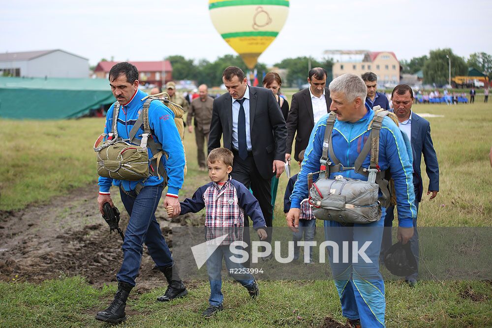 Yunus-Bek Yevkurov hospitalized after failed parachute jump