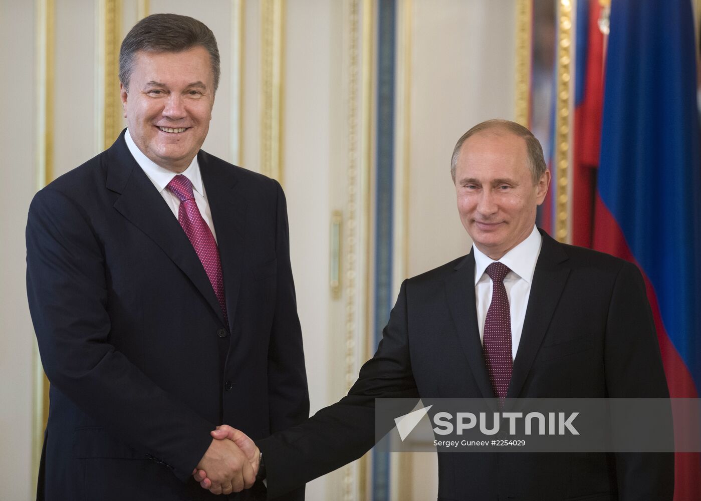Vladimir Putin visits Kiev
