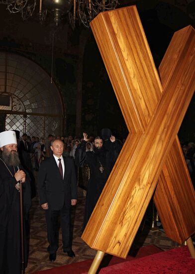 Vladimir Putin visits Kiev