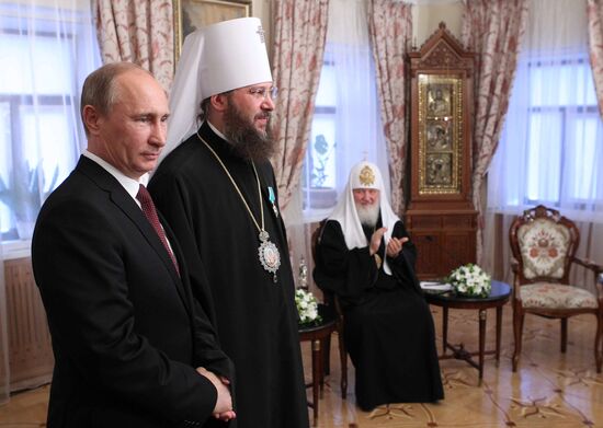 Vladimir Putin visits Kiev