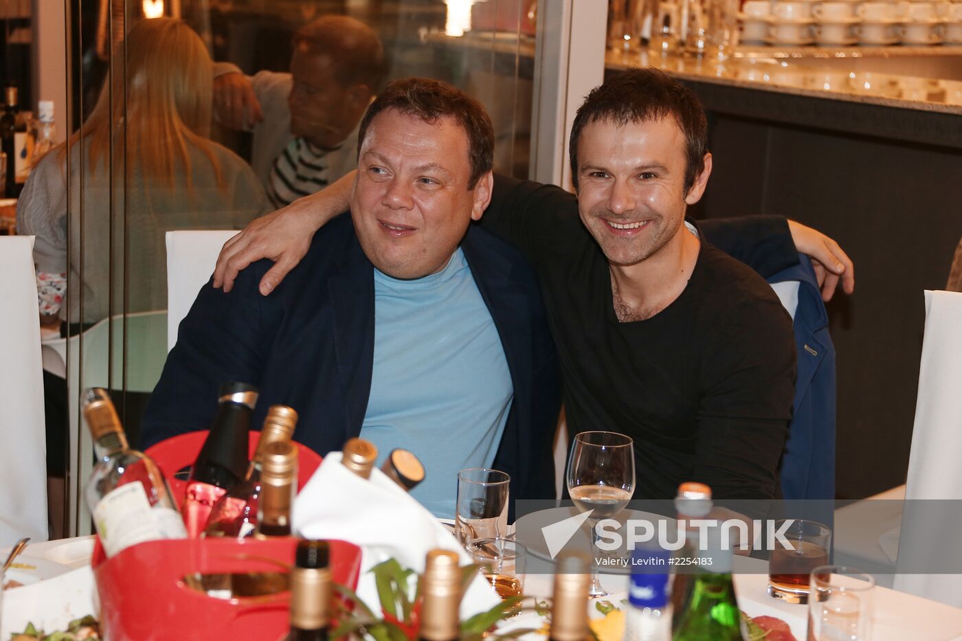 Party following evening with singer Leonid Agutin in Jurmala