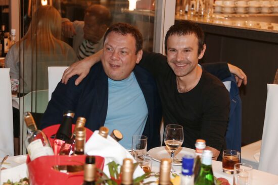 Party following evening with singer Leonid Agutin in Jurmala