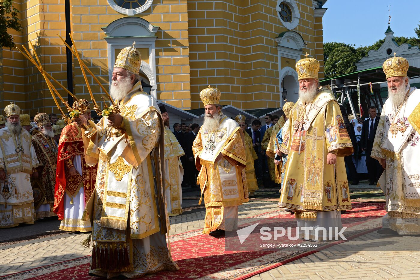 Divine Liturgy in Sobornaya Square at Kiev Pechersk Lavra