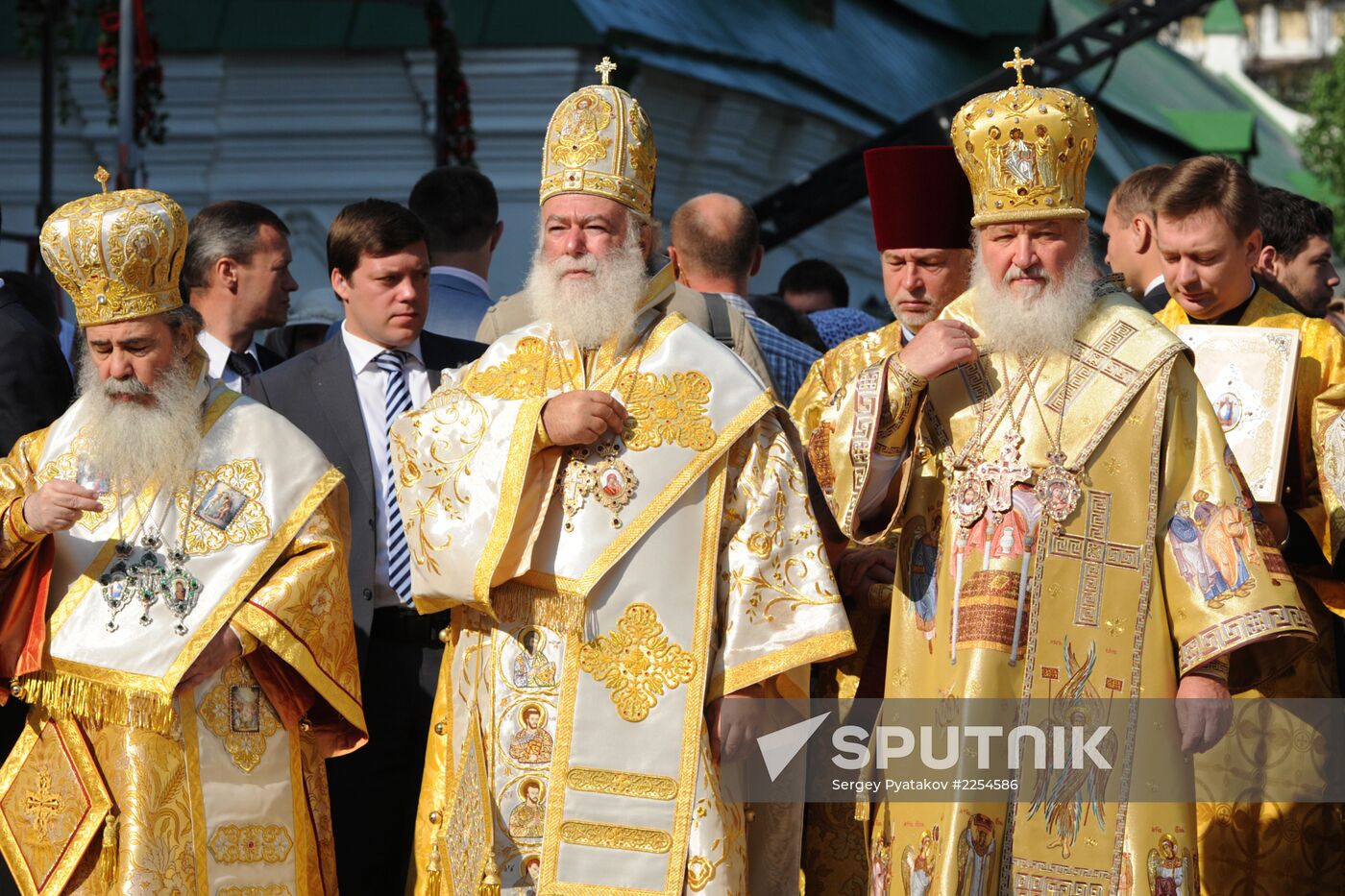 Divine Liturgy in Sobornaya Square at Kiev Pechersk Lavra