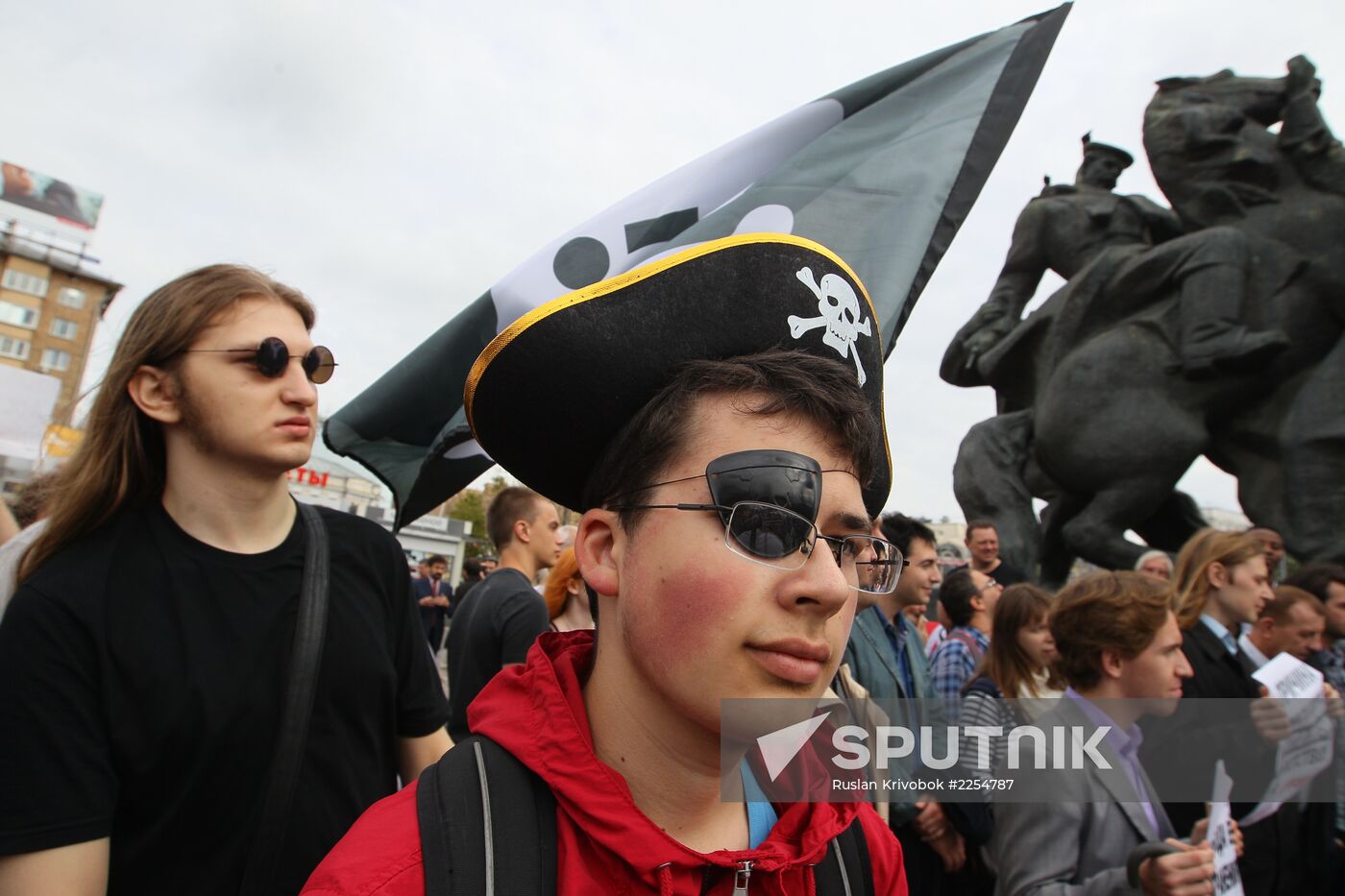 Rally against anti-piracy law