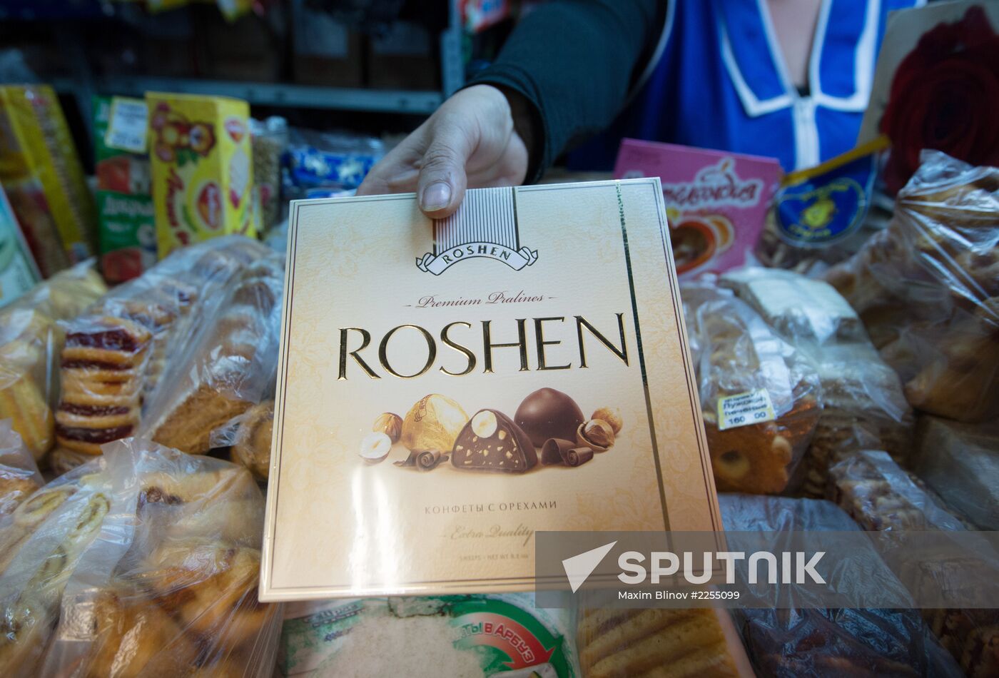 Onishchenko bans imports of Roshen chocolate in Russia