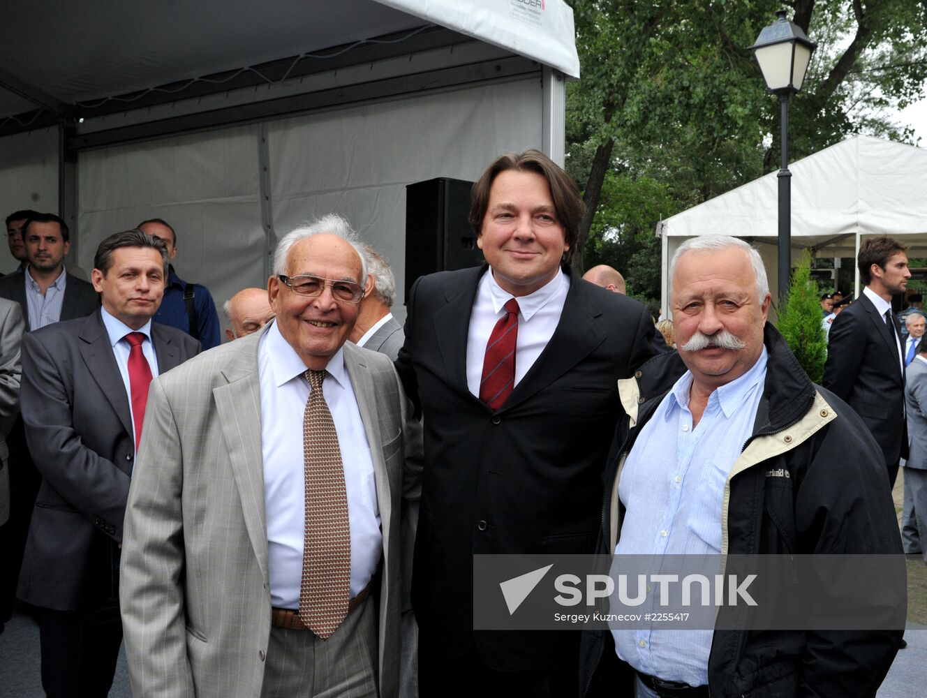 Monument to Vladimir Zvorykin unveiled