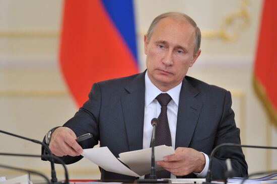Vladimir Putin conducts State Council Presidium meeting
