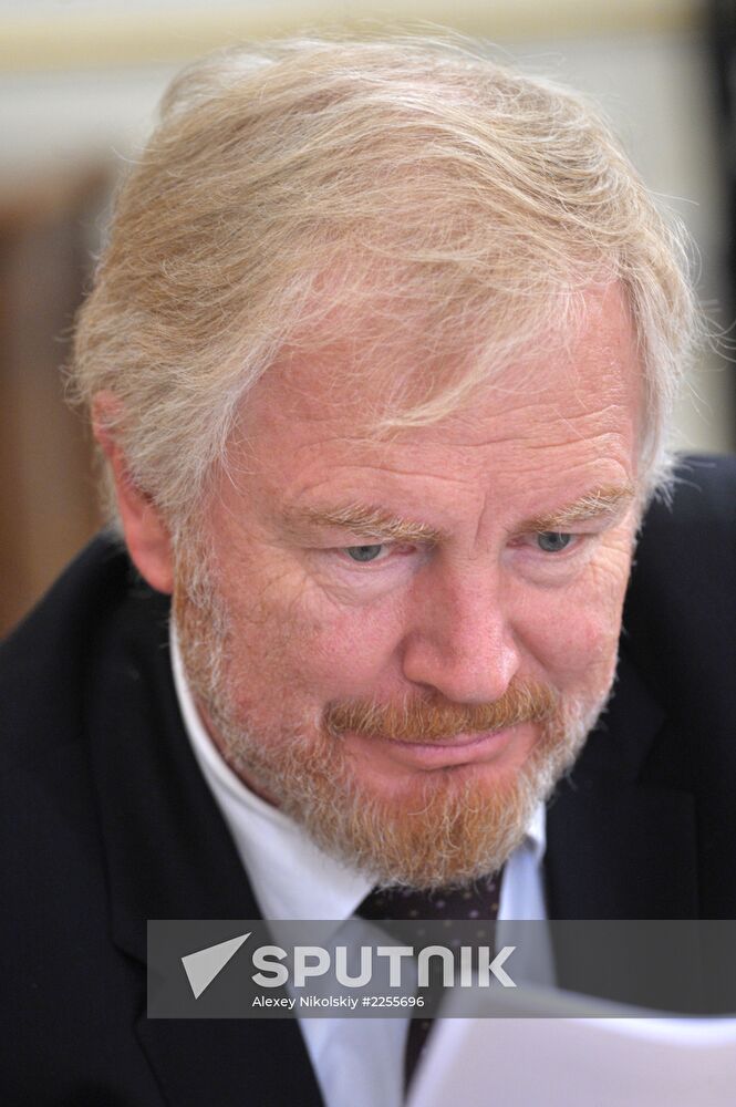 Vladimir Putin conducts State Council Presidium meeting