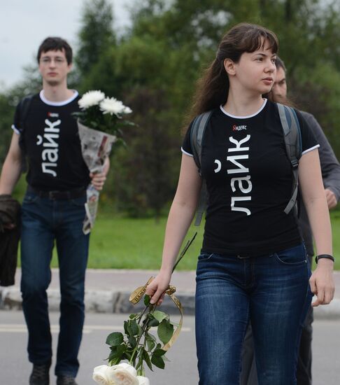 Funeral of co-founder Ilya Segalovich
