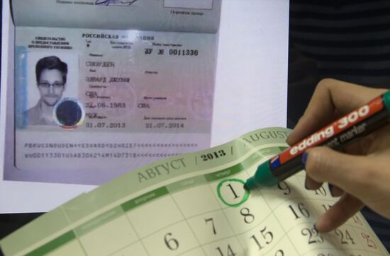 Edward Snowden gets one-year political asylum in Russia