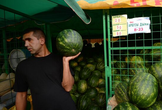 Watermelon and melon street vendors in Moscow