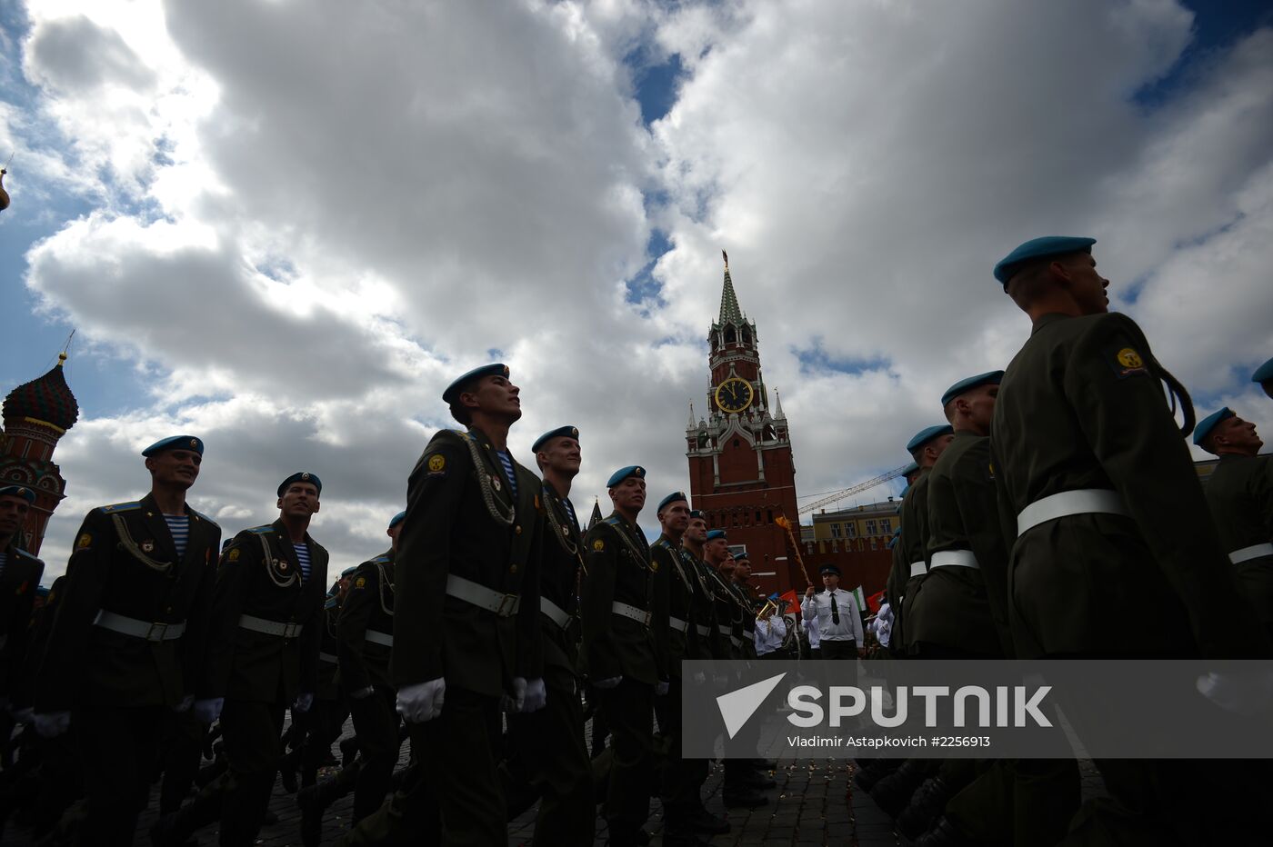 Celebrating 83th anniversary of Airborne Troops