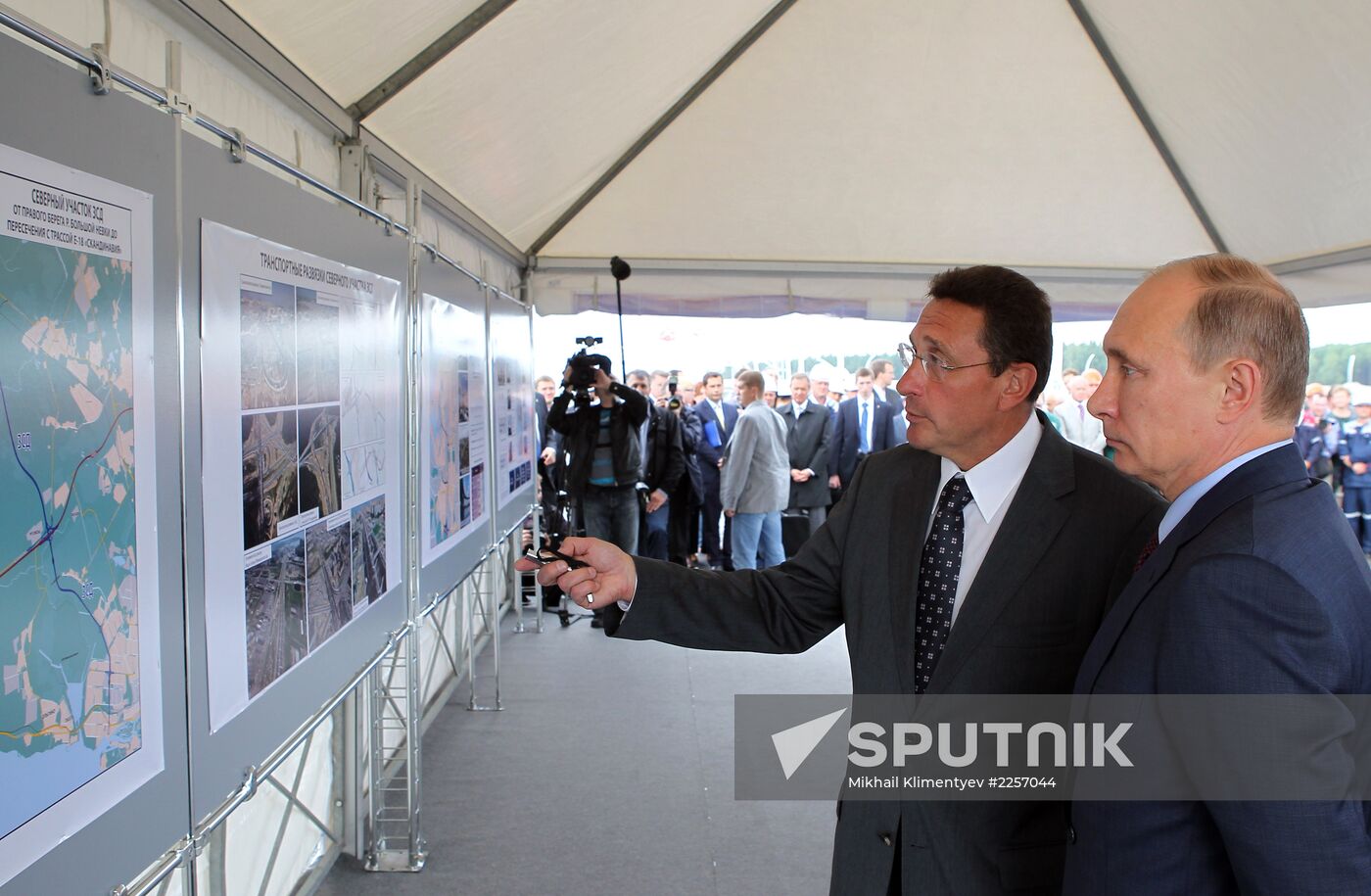 Vladimir Putin at launch ceremony for toll road section