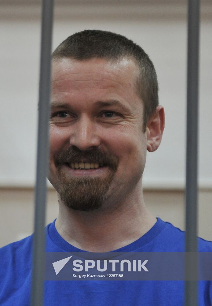 Extended detention hearing for oppositioner Leonid Razvozzhayev