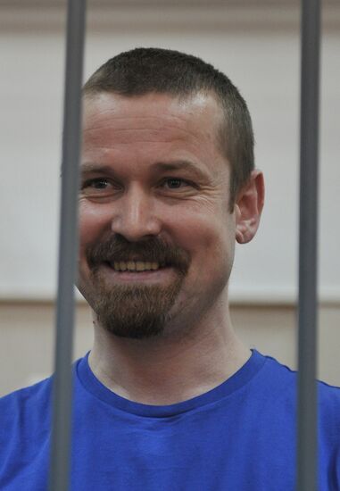 Extended detention hearing for oppositioner Leonid Razvozzhayev