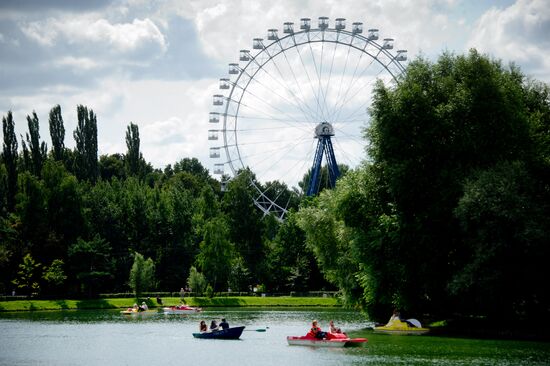 Sergei Sobyanin visits Izmaylovksy Park