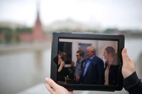 Edward Snowden gets one-year political asylum in Russia