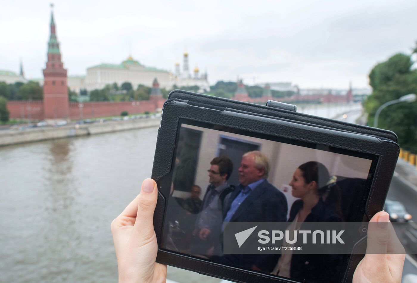 Edward Snowden gets one-year political asylum in Russia