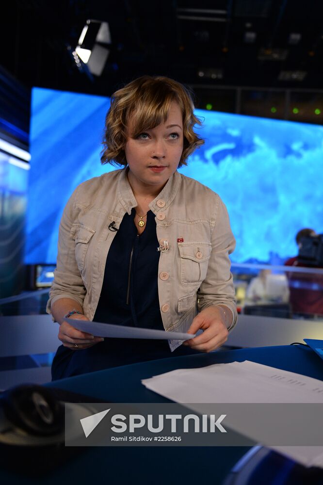 Athlete Irina Skvortsova trains to become news presenter