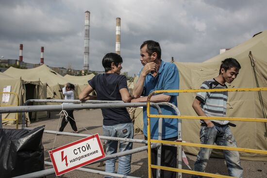 Camp for illegal immigrants in Moscow