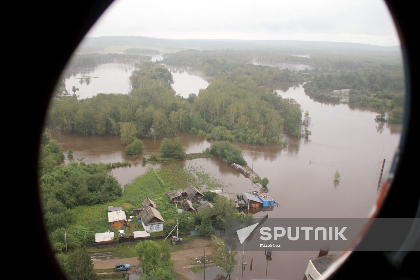 Flood damage in Amur Region inspected from air