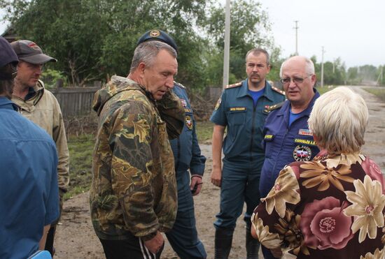 Flood damage in Amur Region inspected from air