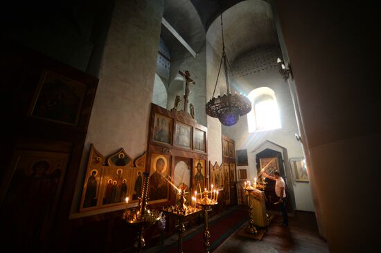 Orthodox Christian priest Pavel Adelgeim murdered in Pskov