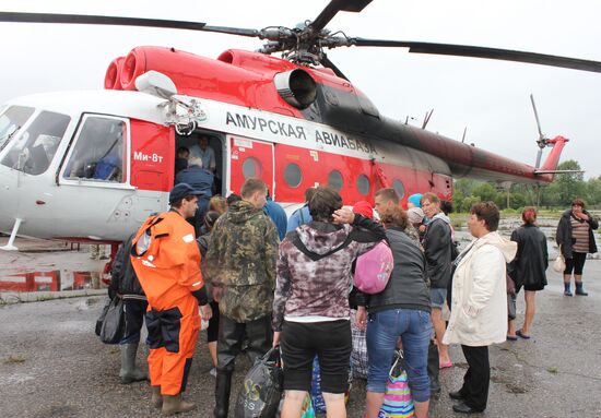 Flood damage in Amur Region inspected from air